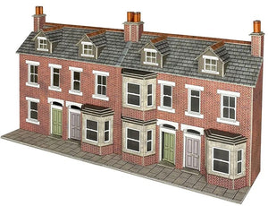 PO302 METCALFE Terraced House front in low relief in red brick