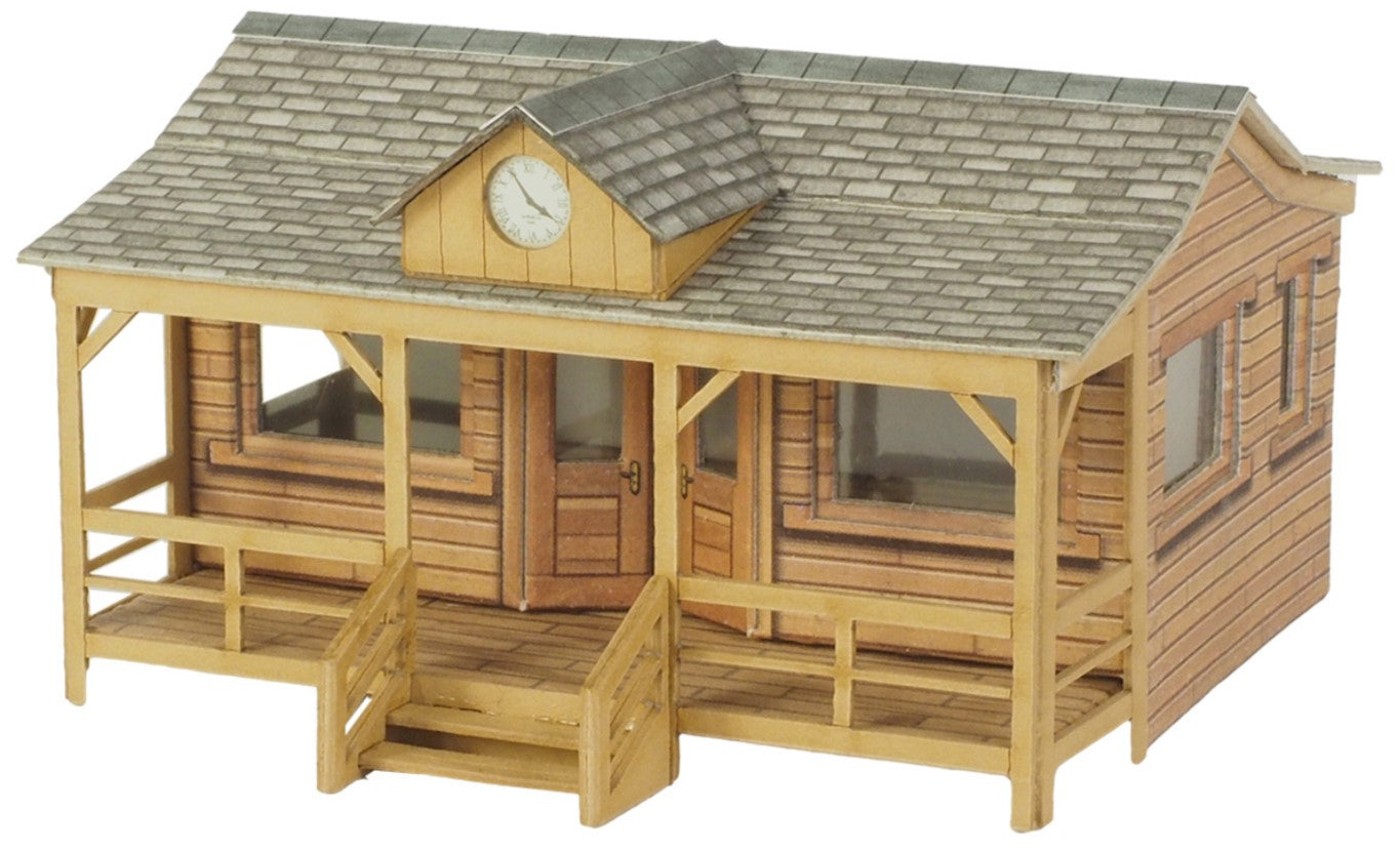 PO410 METCALFE Sports Pavilion, Club house or wooden lodge - OO scale