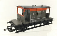 R048 HORNBY 20 ton Brake van CAR B954817 - BOXED