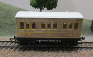 R1030-138 HORNBY LNER 4 Wheel Coach (Seperated from Set) No 138 - UNBOXED