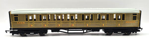 R1039 HORNBY Gresley composite 22356 1St/3rd Composite coach in LNER teak - Railroad - BOXED range- UNBOXED