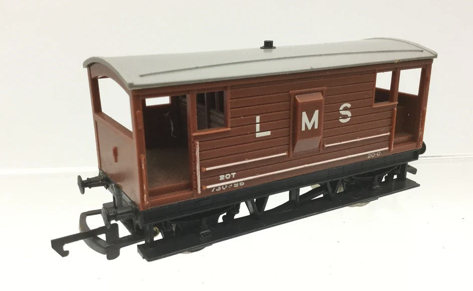 R107 HORNBY LMS Brake Van 730386 With Rear working Red Light - BOXED