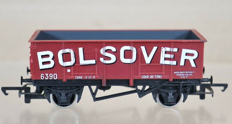 R136 HORNBY 21 ton Mineral Wagon 