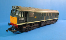 R2121A HORNBY BR Bo-Bo Diesel Electric Class 25 Locomotive “D7581” - BOXED