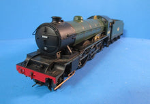 R2922-P01 HORNBY Class BR (ex LNER) B17/6 Sandringham 4-6-0 61650 'Grimsby Town' in BR Green with late crest - UNBOXED