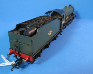 R2922-P01 HORNBY Class BR (ex LNER) B17/6 Sandringham 4-6-0 61650 'Grimsby Town' in BR Green with late crest - UNBOXED