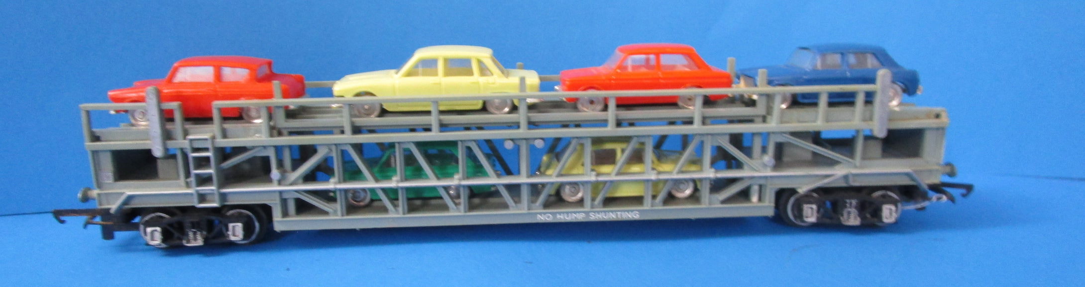 R342-P01 HORNBY BR Car Transporter with 6 cars - UNBOXED