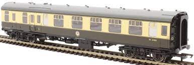 R40021 HORNBY Mk1 BCK brake composite corridor in BR chocolate and cream - 20183 - BOXED