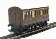 R446 HORNBY  GWR 4 wheel coach - BOXED