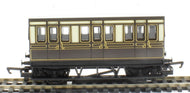 R4673 HORNBY GWR 4 wheel coach - BOXED