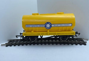 R564-P01 HORNBY  "BLUE CIRCLE" cement wagon - UNBOXED