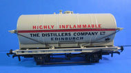 R6122 HORNBY 20 Ton Tank Wagon "THE DISTILLERS COMPANY" - BOXED