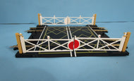 R636U HORNBY Level Crossing with gates double track - USED