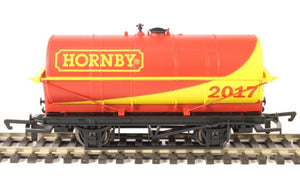R6798 HORNBY 20 Ton Tank Wagon - 2017 Hornby Year Wagon  - BOXED