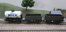 R9090 HORNBY Thomas The Tank Egine Troublesome Trucks - UNBOXED