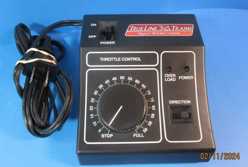 SDK-789  TrueLine Trains Analogue train controller with accessory output - USED