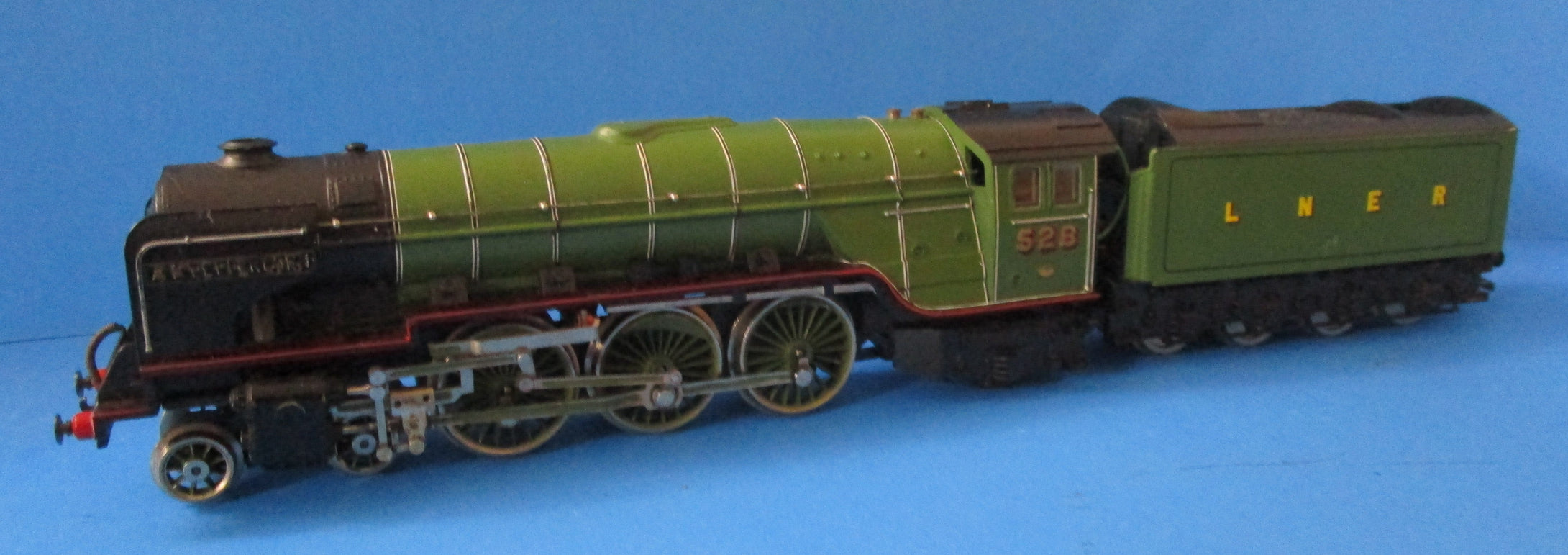 TT1186-P01 TRIX LNER Class A2 , 4-6-2 