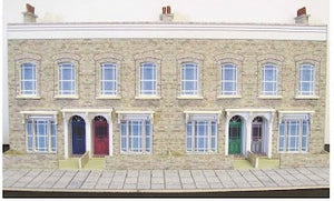 TERA KINGSWAY MODELS Row of 4 Terraced House 1/76 scale, in half relief (OO Gauge)