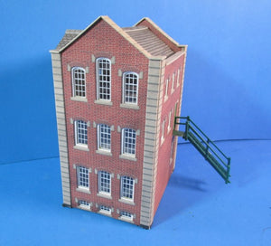 UB033 Warehouse building - suitable for a small factory