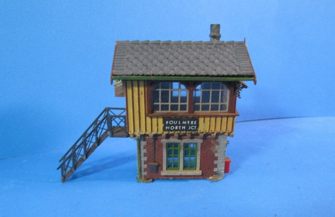 UB221 Signal Box