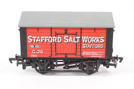 33-181 BACHMANN 10 ton covered salt wagon "Stafford Salt Works" - BOXED