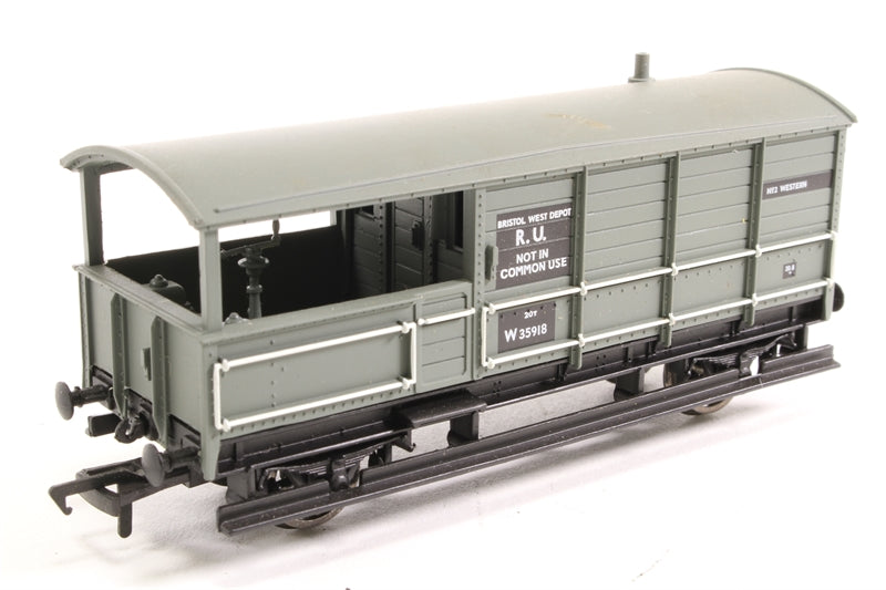 33-306 BACHMANN 20 ton toad brake van in BR light grey livery - BOXED