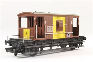 33-354 BACHMANN 20 Ton 16ft. Standard Brake Van B954603 in BR Brown & Yellow Livery (Airpiped) - UNBOXED