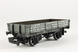 33-451 BACHMANN 3 Plank Wagon 170 in 'James Carter' Asphalt Manufacturers, Clitheroe. Grey Livery - UNBOXED