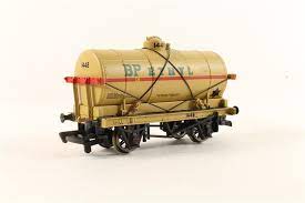 33-676 BACHMANN Tank wagon with large filler 