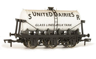 4F-031-001 DAPOL 6 wheel SR "United Dairies" milk tanker