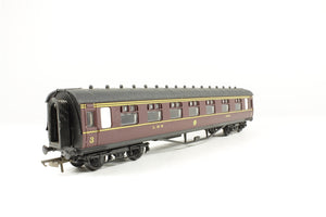 54202-1 AIRFIX 60ft LMS Corridor Composite in LMS Maroon - BOXED