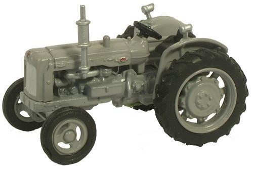 76TRAC004 OXFORD DIECAST Fordson Tractor, matt grey