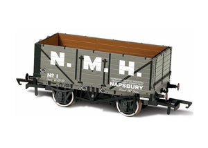76MW7031 OXFORD RAIL  7 Plank Mineral Wagon - "Napsbury Hospital Committee"