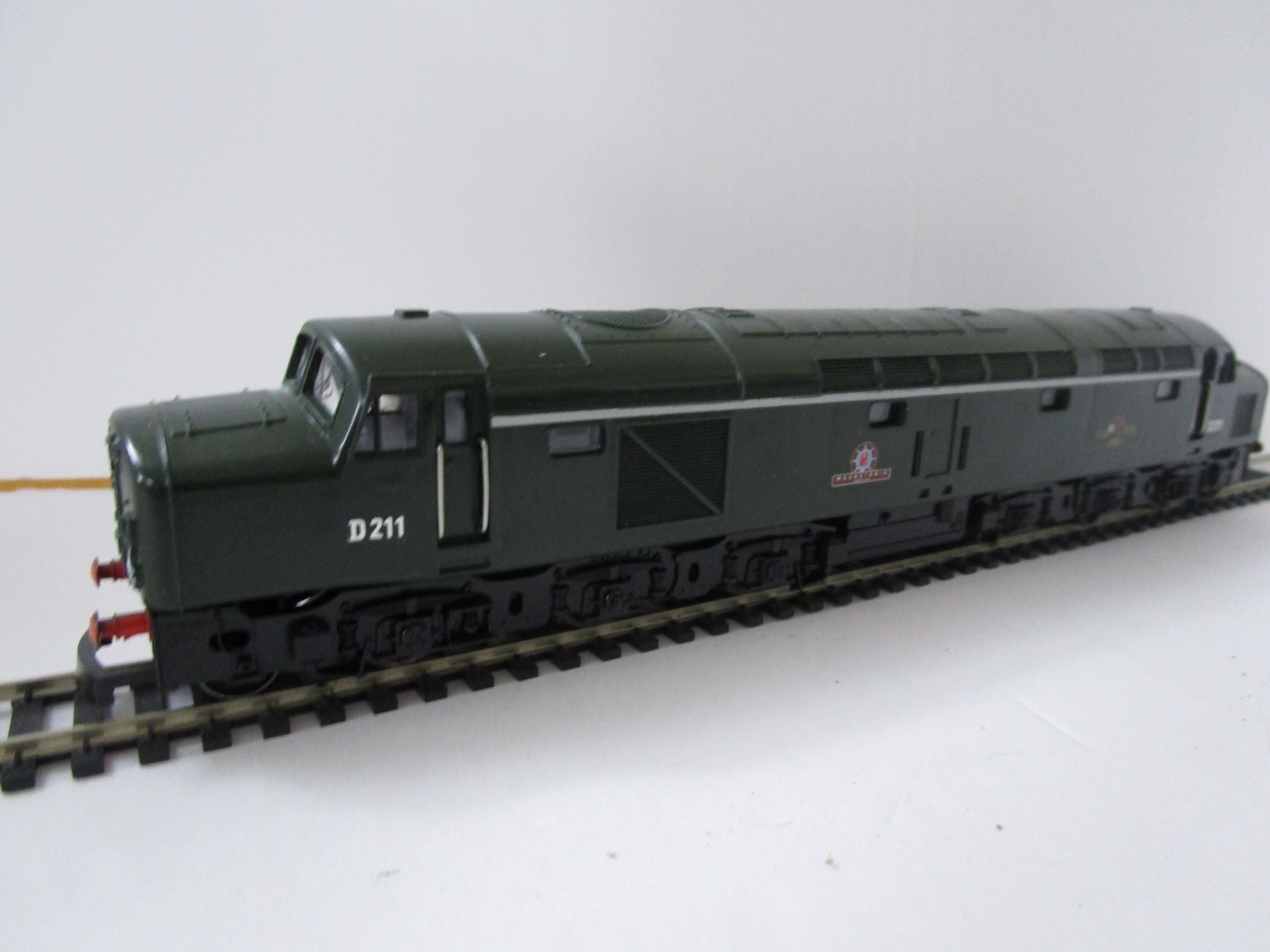 8913-P002 JOUEF Class 40 Diesel in BR Green - D211 