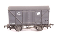 937414 MAINLINE  GWR 12T Double Vent Van 123507 - BOXED