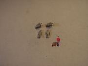 C24 P&D MARSH Man pushing wheelbarrow pack of 2 - N Gauge - unpainted