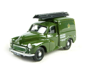 EM76627 CLASSIX Morris Minor Van "Telephone Engineer" with ladders