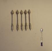 PW130 P&D MARSH   Glass bowl headed electric lamps pack of 5 - OO Gauge - unpainted