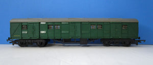 R226-P01 TRIANG HORNBY BR Southern Region Bogie Luggage Van S23575 - UNBOXED