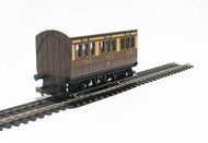 R446 HORNBY  GWR 4 wheel coach - BOXED