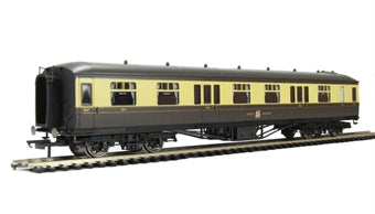 R4505 HORNBY  GWR Hawksworth Coach 1st class, chocolate and cream livery 8001 - BOXED
