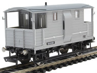 R6915B HORNBY BR ex LSWR 24 Ton Dia. 1543 New Van Goods Brake van