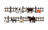 R7120 HORNBY  Farm animals and wooden fencing pack of 7 assorted