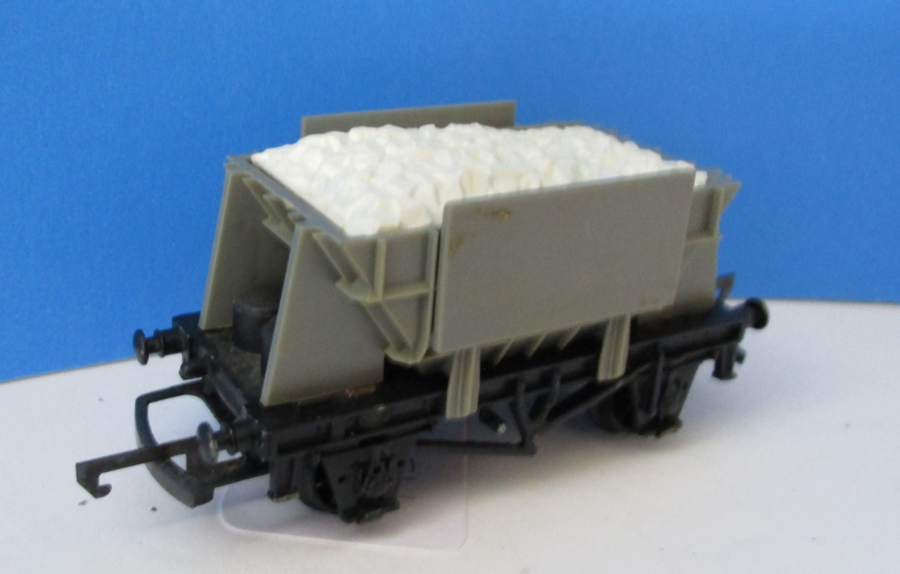 BMTW095 Hopper Wagon - unboxed