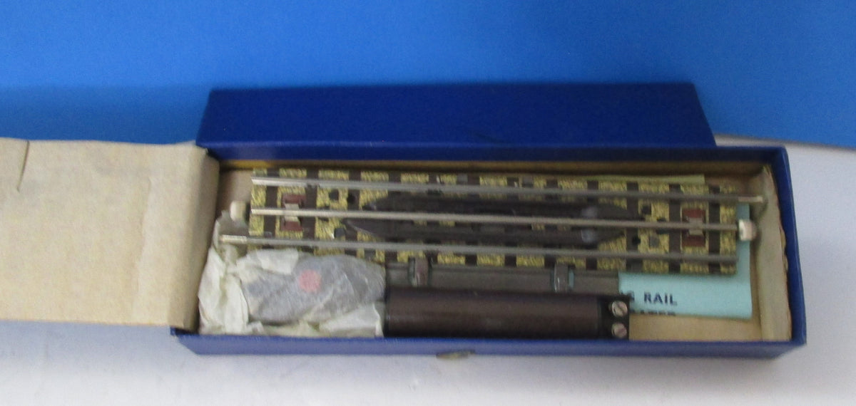 HD-32239 EUBR Electrically operated uncoupling ramp with switch - BOXE ...