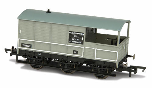 76TOA004 OXFORD RAIL Toad Brake Van - BR 6 wheel plated.  Wolverhampton 56962