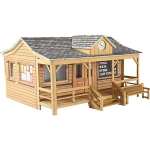 PO410 METCALFE Sports Pavilion, Club house or wooden lodge - OO scale