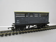 R022 HORNBY Cattle Van 38901 GW Grey LSM - UNBOXED