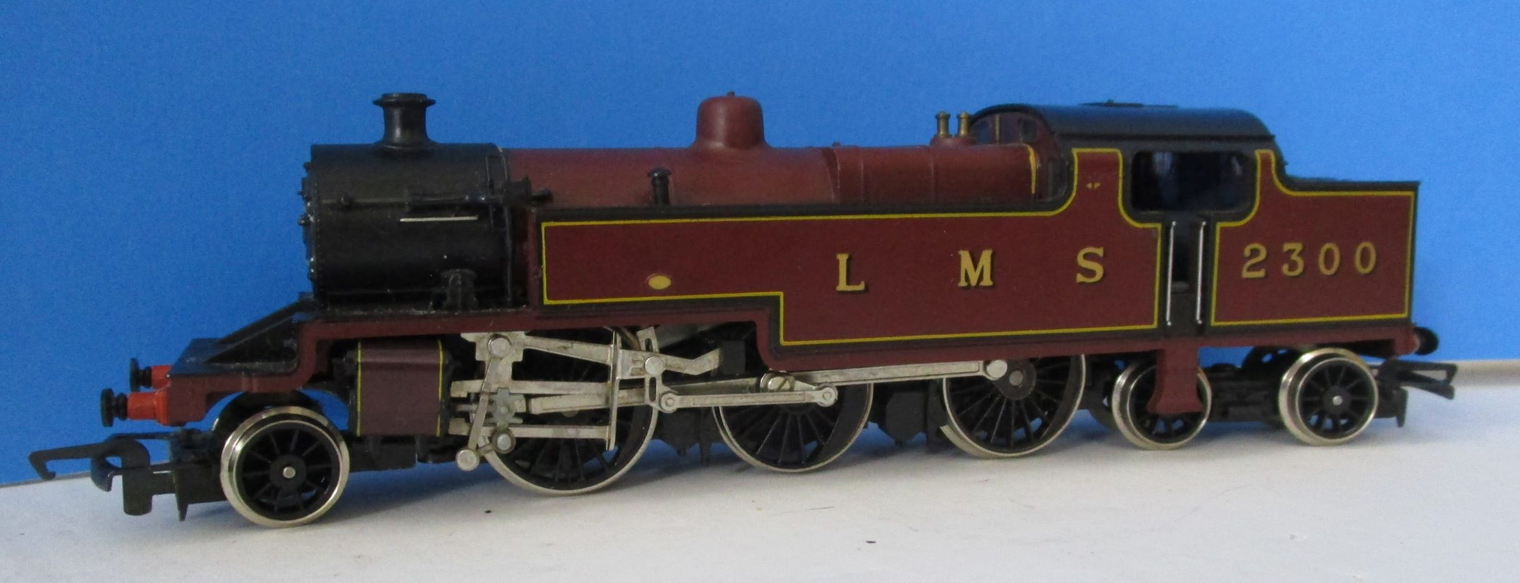 R055-P01 HORNBY LMS Fowler 2-6-4T Class 4P Locomotive, lined LMS Maroon 2300 - DCC FITTED