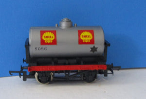 R12-P01 HORNBY Shell Petrol Tank Wagon 5056 - UNBOXED
